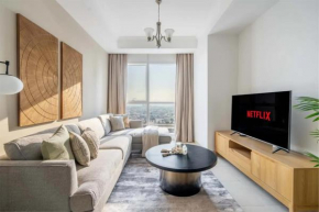 Magnificiant 1BR Apartment in Court Tower with Canal View